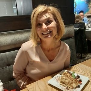 Meet your Posher, Tonya